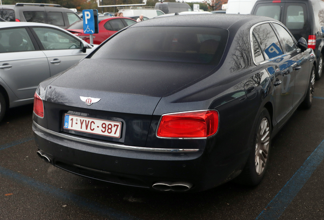 Bentley Flying Spur V8