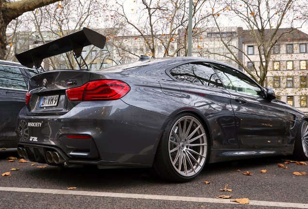 BMW M4 F82 Coupé