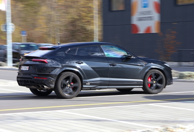 Lamborghini Urus S