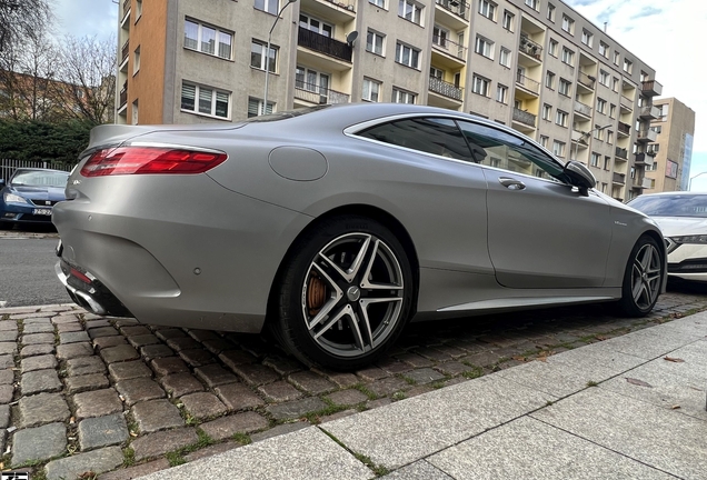 Mercedes-AMG S 63 Coupé C217