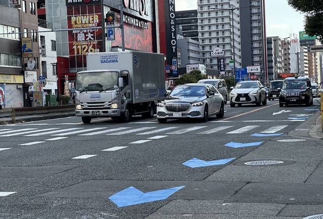 Mercedes-Maybach S 680 X223