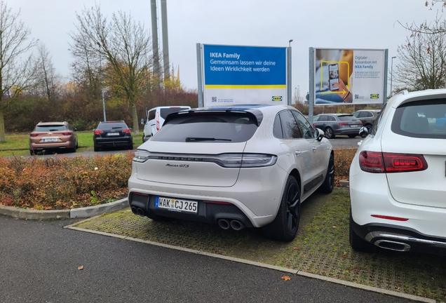 Porsche 95B Macan GTS MkIII