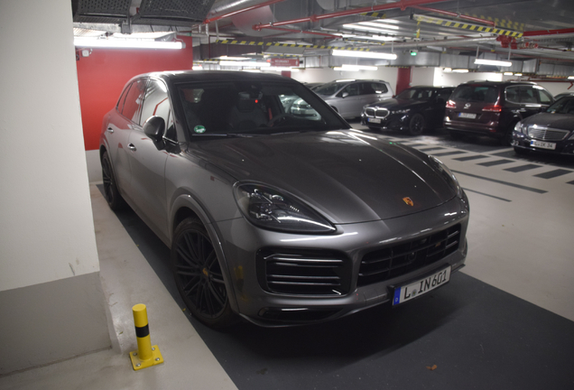 Porsche 9YA Cayenne GTS MkI