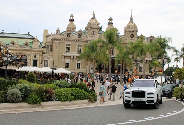Rolls-Royce Cullinan Black Badge