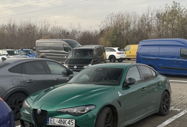 Alfa Romeo Giulia Quadrifoglio 2023