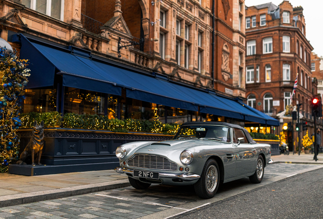 Aston Martin DB4 Convertible