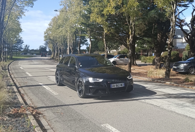 Audi RS4 Avant B8