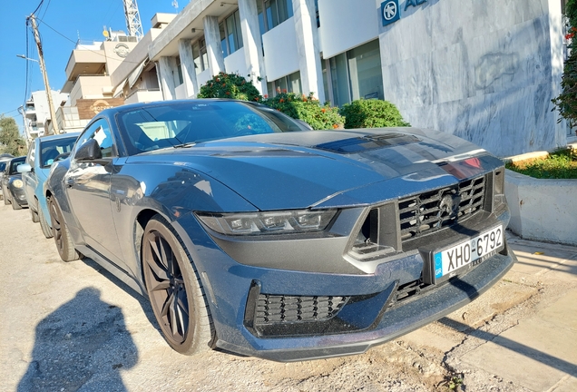 Ford Mustang Dark Horse 2024