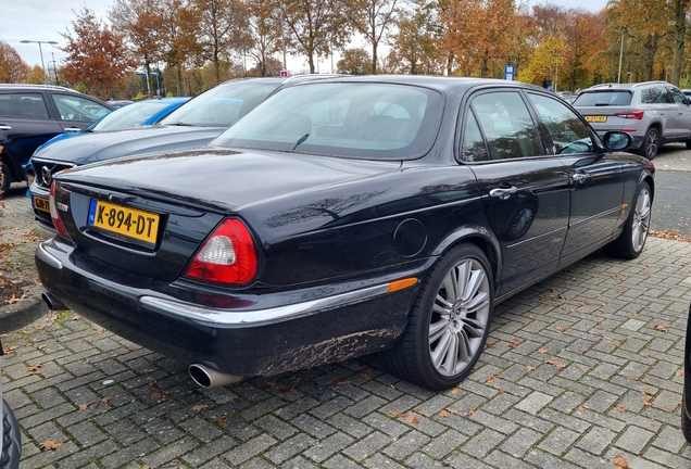 Jaguar XJR
