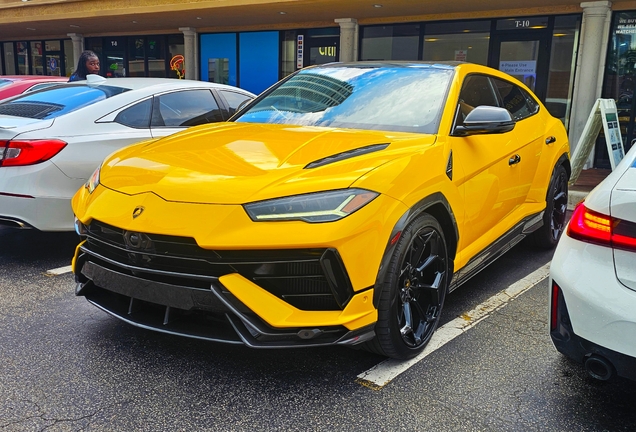 Lamborghini Urus Performante