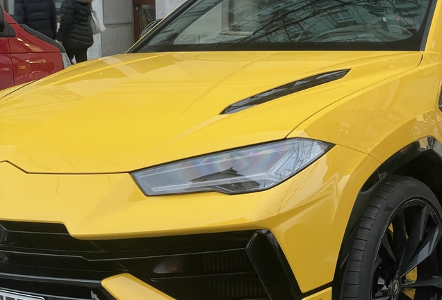 Lamborghini Urus S