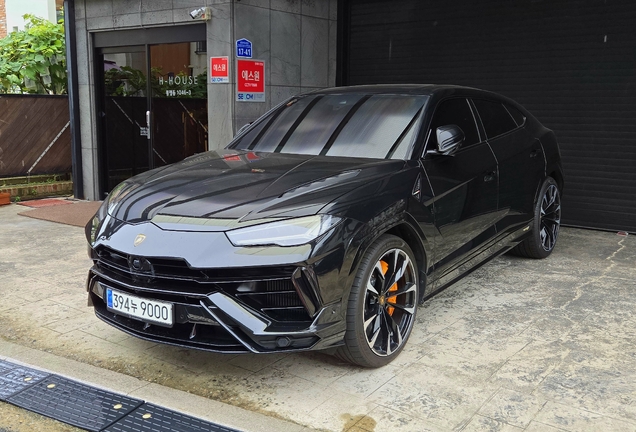 Lamborghini Urus S