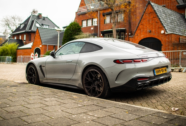 Mercedes-AMG GT 63 C192