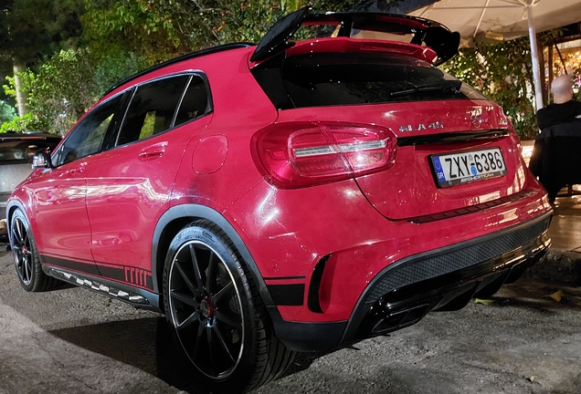 Mercedes-Benz GLA 45 AMG X156