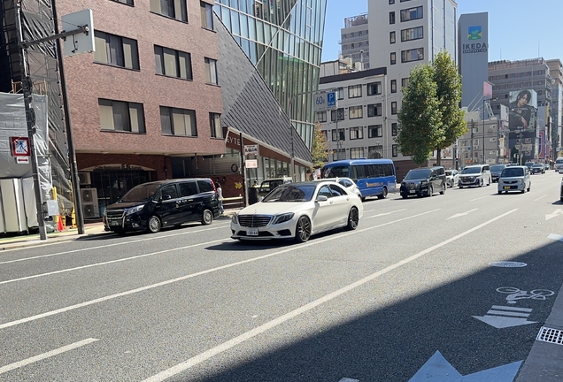 Mercedes-Benz S 63 AMG W222