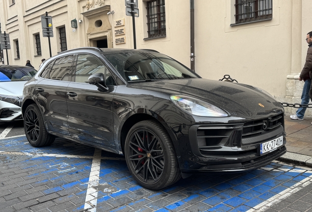 Porsche 95B Macan GTS MkIII