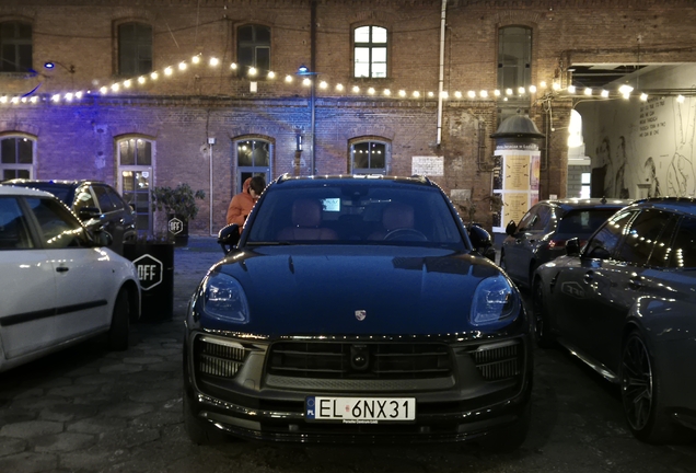 Porsche 95B Macan GTS MkIII