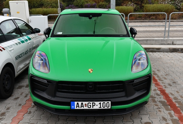 Porsche 95B Macan GTS MkIII