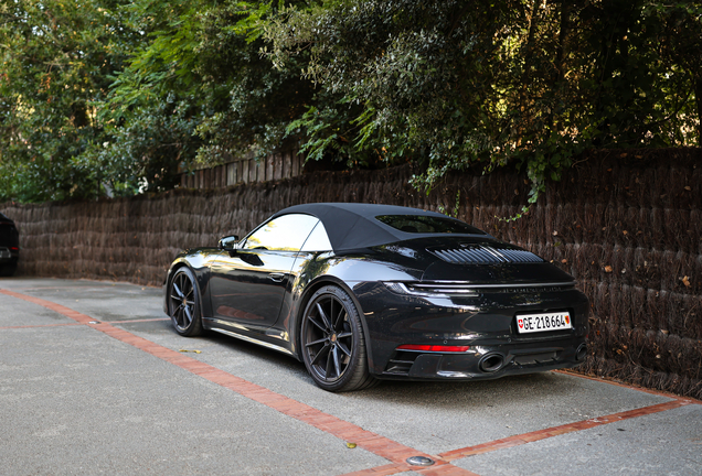 Porsche 992 Carrera 4S Cabriolet MkI