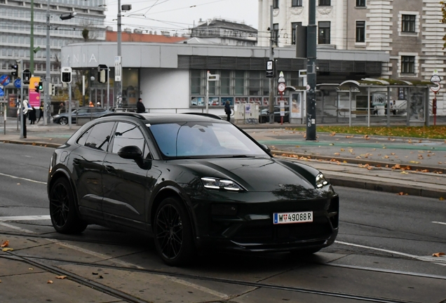 Porsche Macan EV Turbo