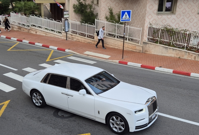 Rolls-Royce Phantom VIII EWB