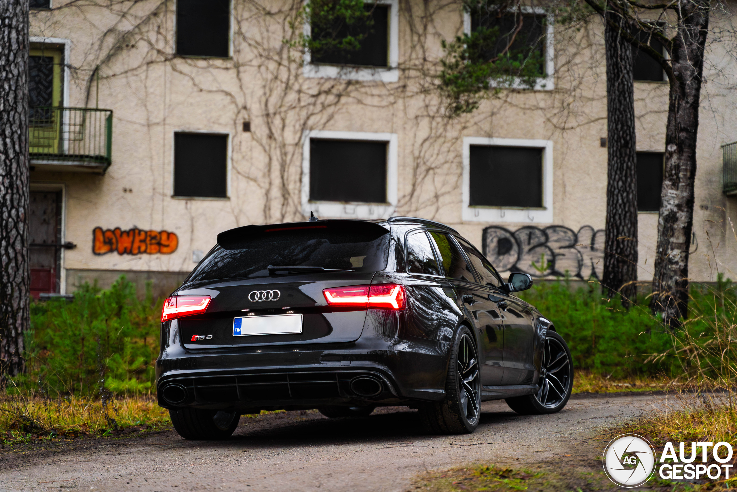 Audi RS6 Avant C7 2015