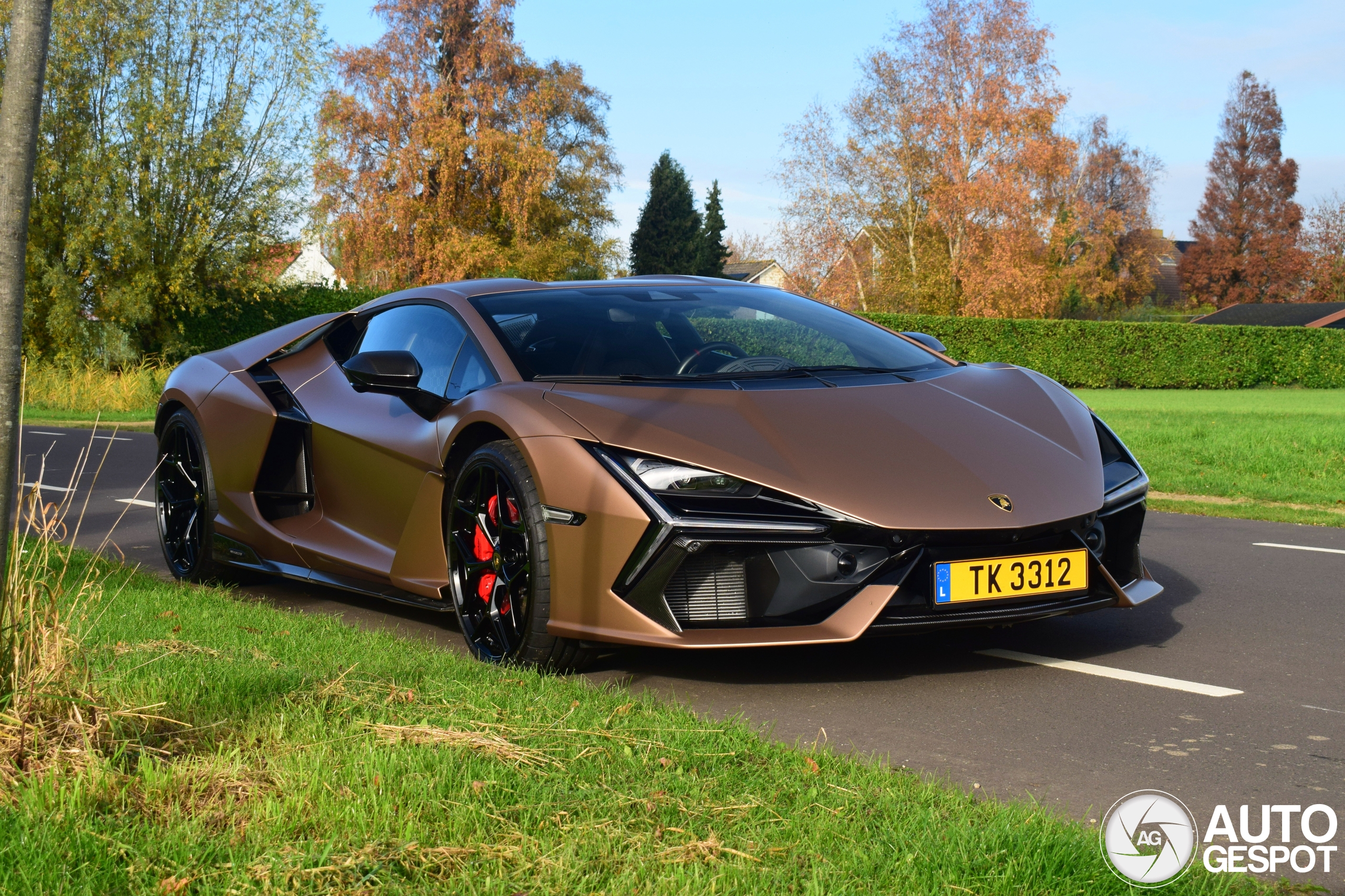 Lamborghini Revuelto