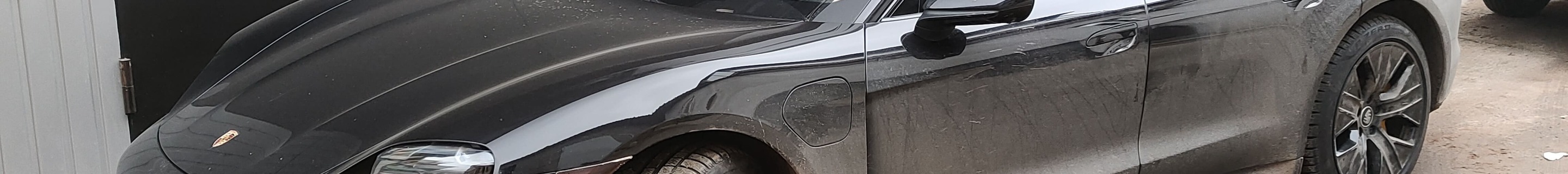 Porsche Taycan Turbo