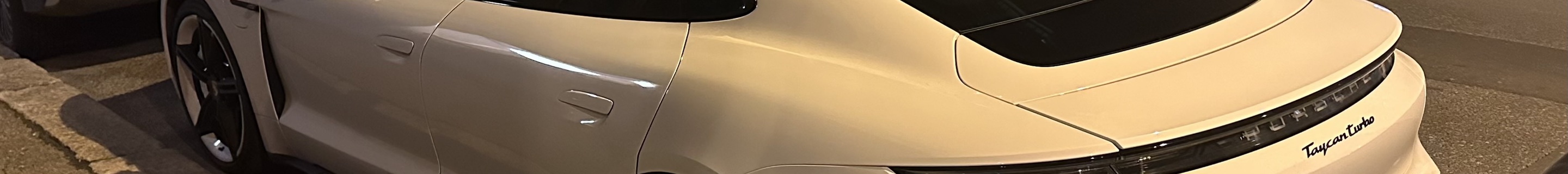 Porsche Taycan Turbo