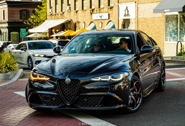 Alfa Romeo Giulia Quadrifoglio 2023