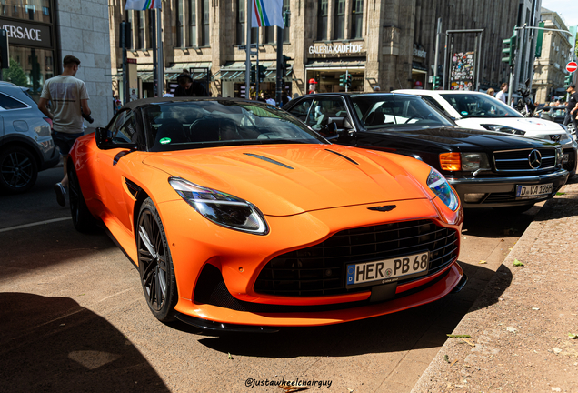 Aston Martin DB12 Volante