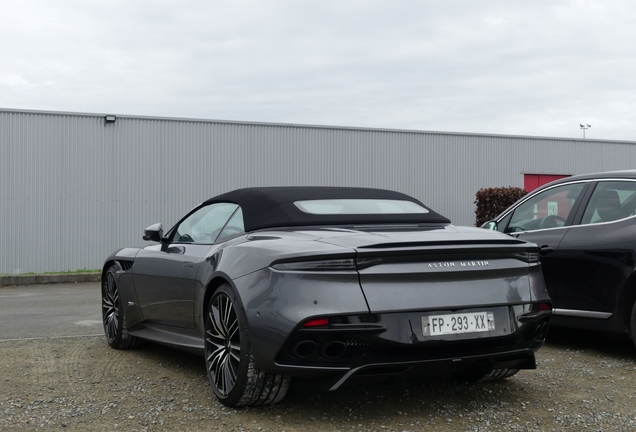 Aston Martin DBS Superleggera Volante