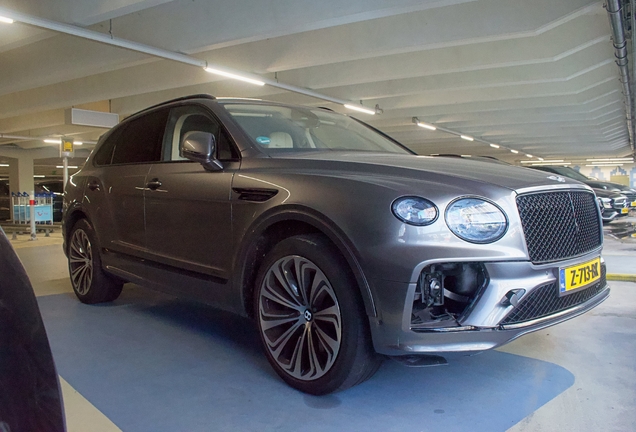 Bentley Bentayga Azure