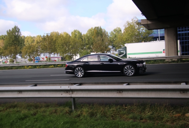 Bentley Flying Spur Hybrid