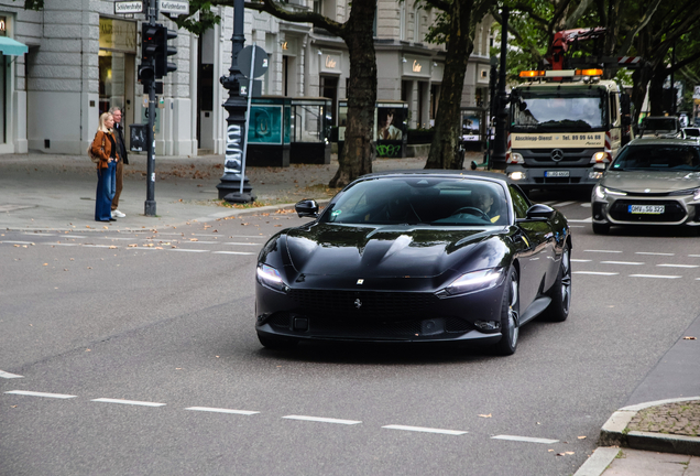Ferrari Roma Spider