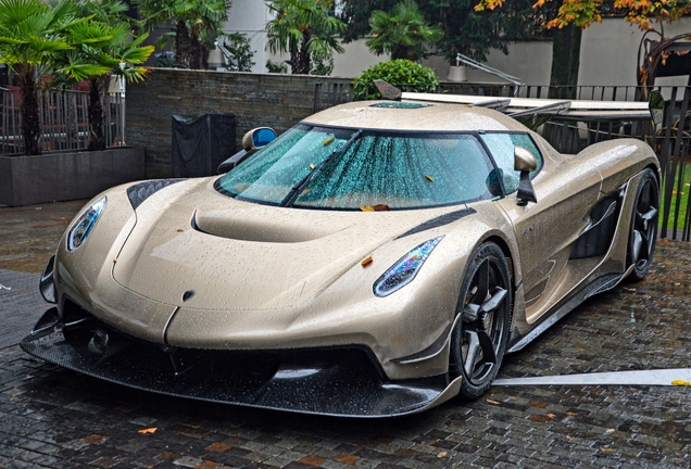 Koenigsegg Jesko Attack