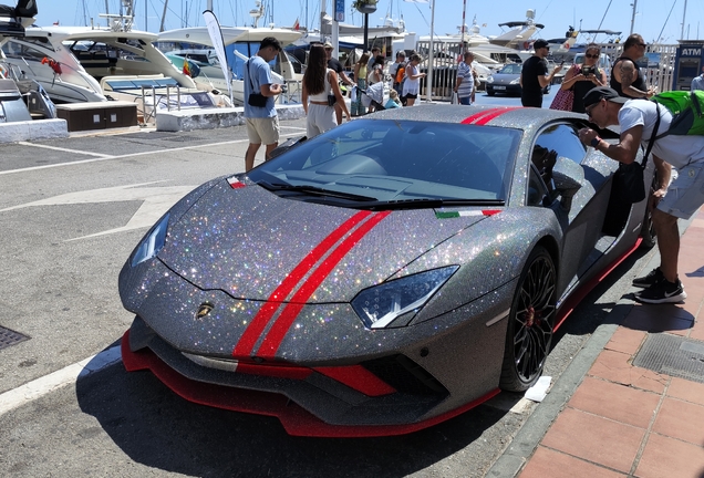 Lamborghini Aventador S LP740-4