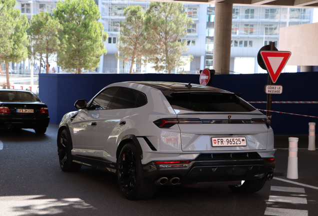 Lamborghini Urus Performante