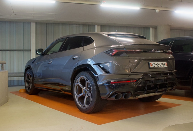 Lamborghini Urus S