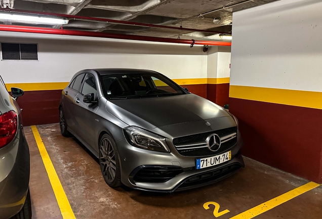 Mercedes-AMG A 45 W176 2015