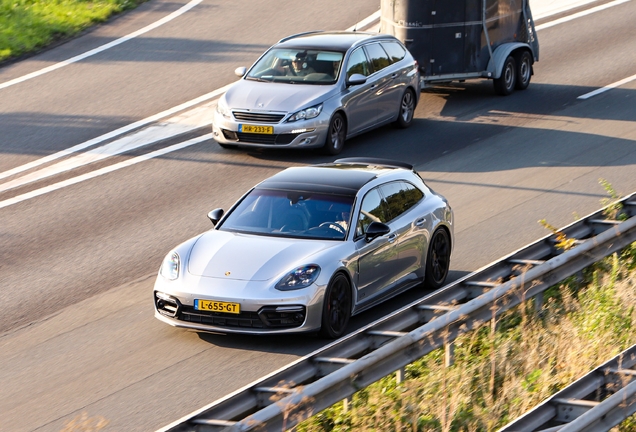 Porsche 971 Panamera GTS Sport Turismo MkI