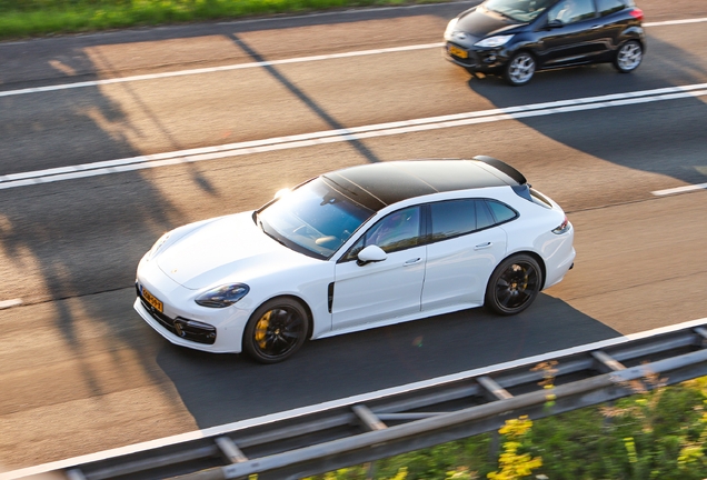 Porsche 971 Panamera Turbo Sport Turismo