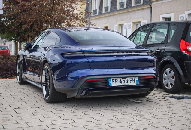 Porsche Taycan Turbo