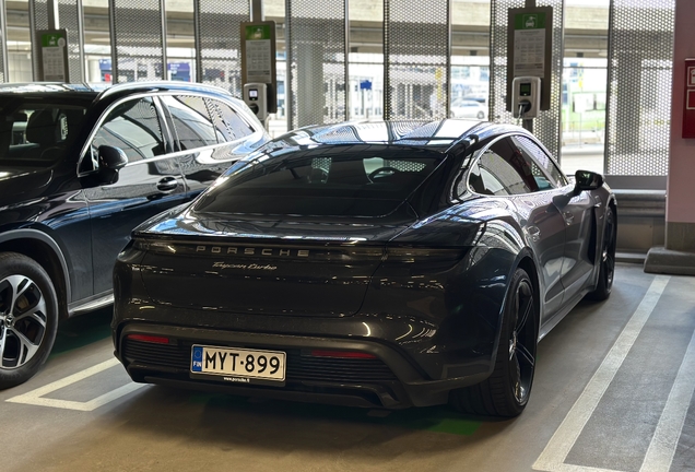 Porsche Taycan Turbo