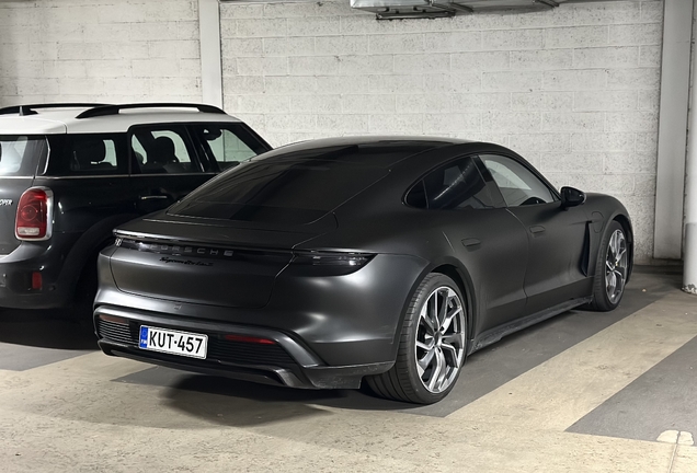 Porsche Taycan Turbo S