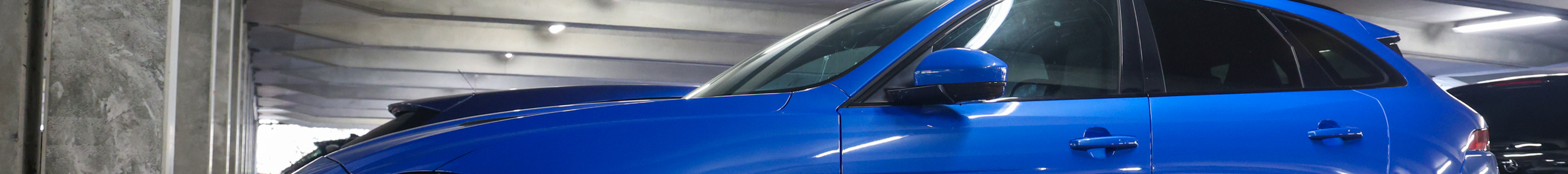 Jaguar F-PACE SVR
