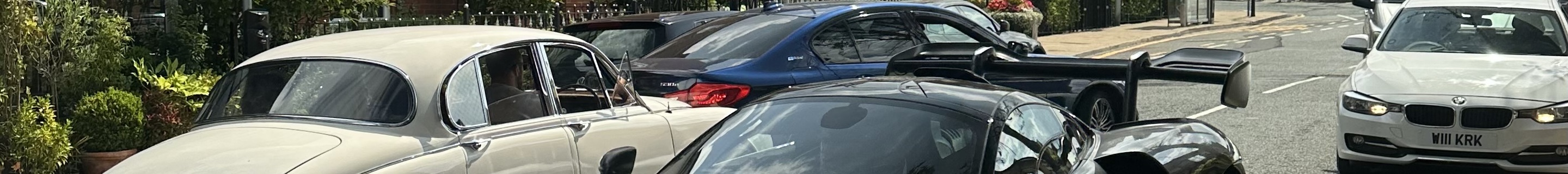 McLaren Senna