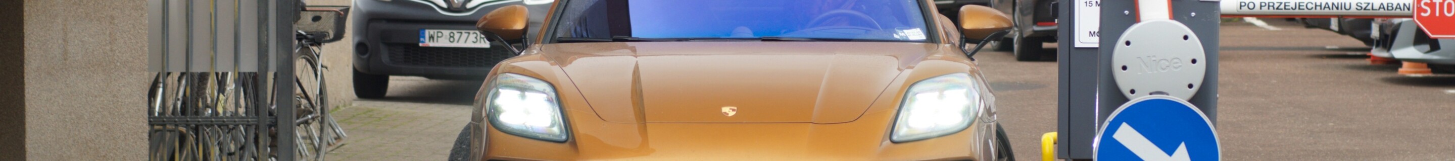 Porsche 972 Panamera GTS MkI