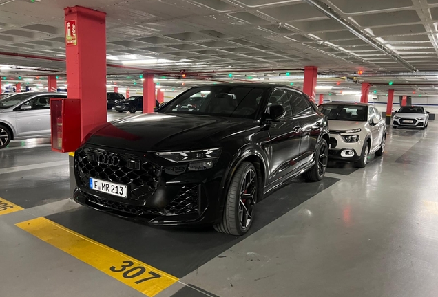 Audi RS Q8 2024