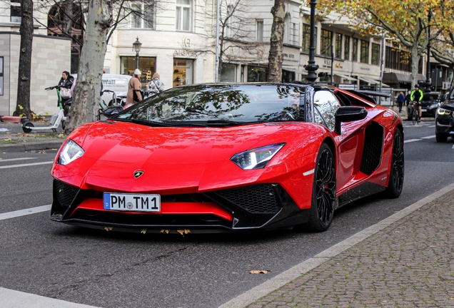 Lamborghini Aventador LP750-4 SuperVeloce Roadster